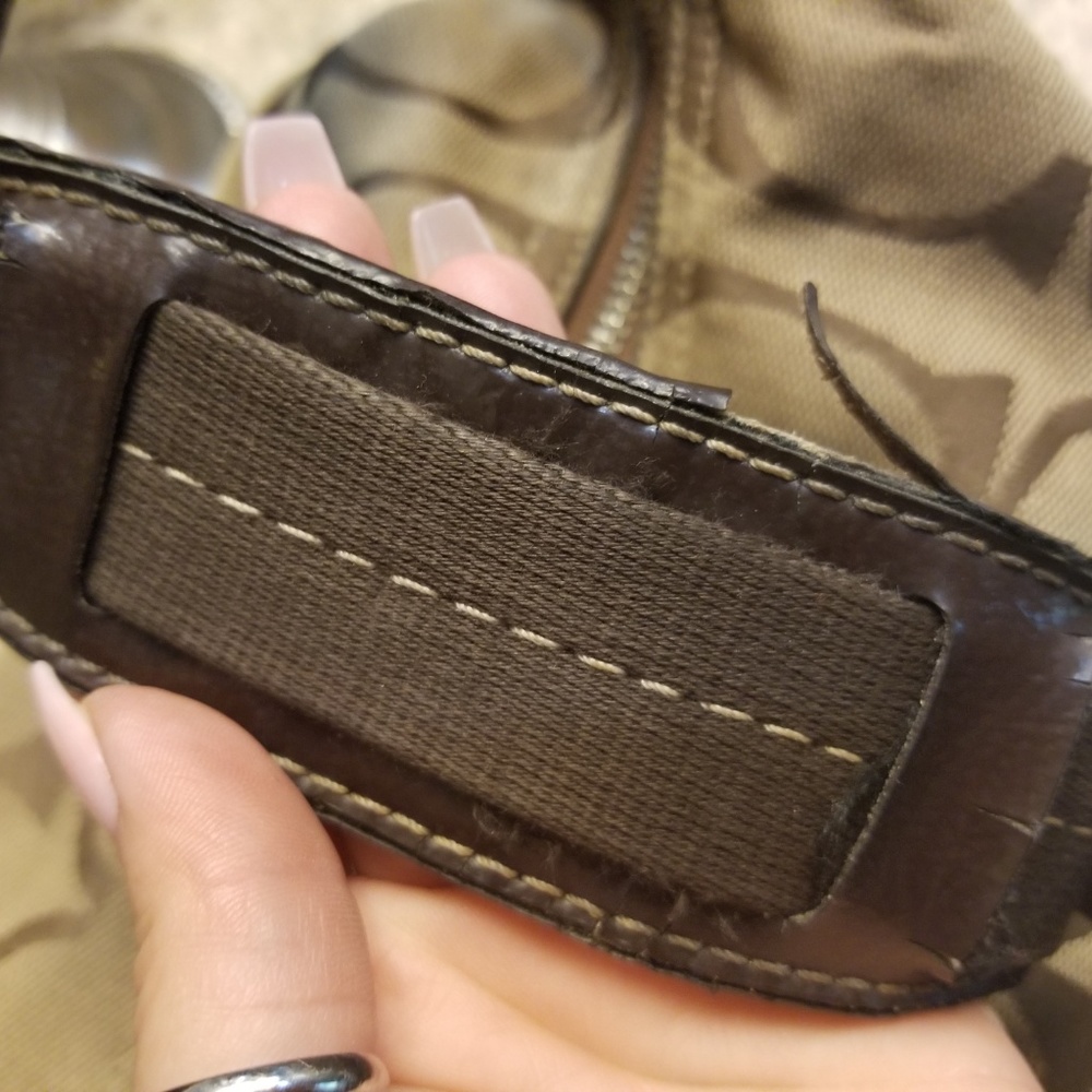 Coach Handbag - Picture 6 of 8